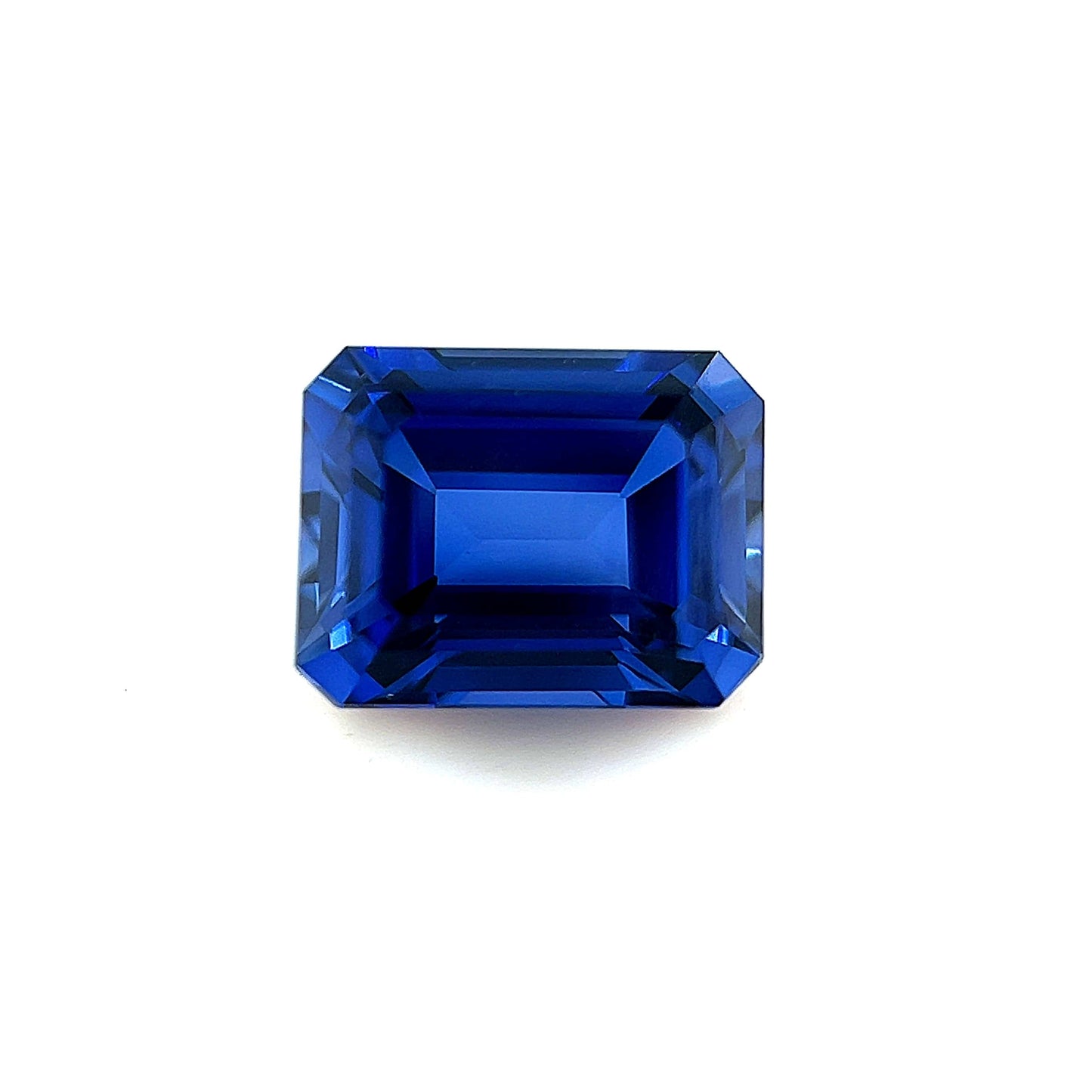 9x7 Exceptional Emerald Lab Created Sapphire
