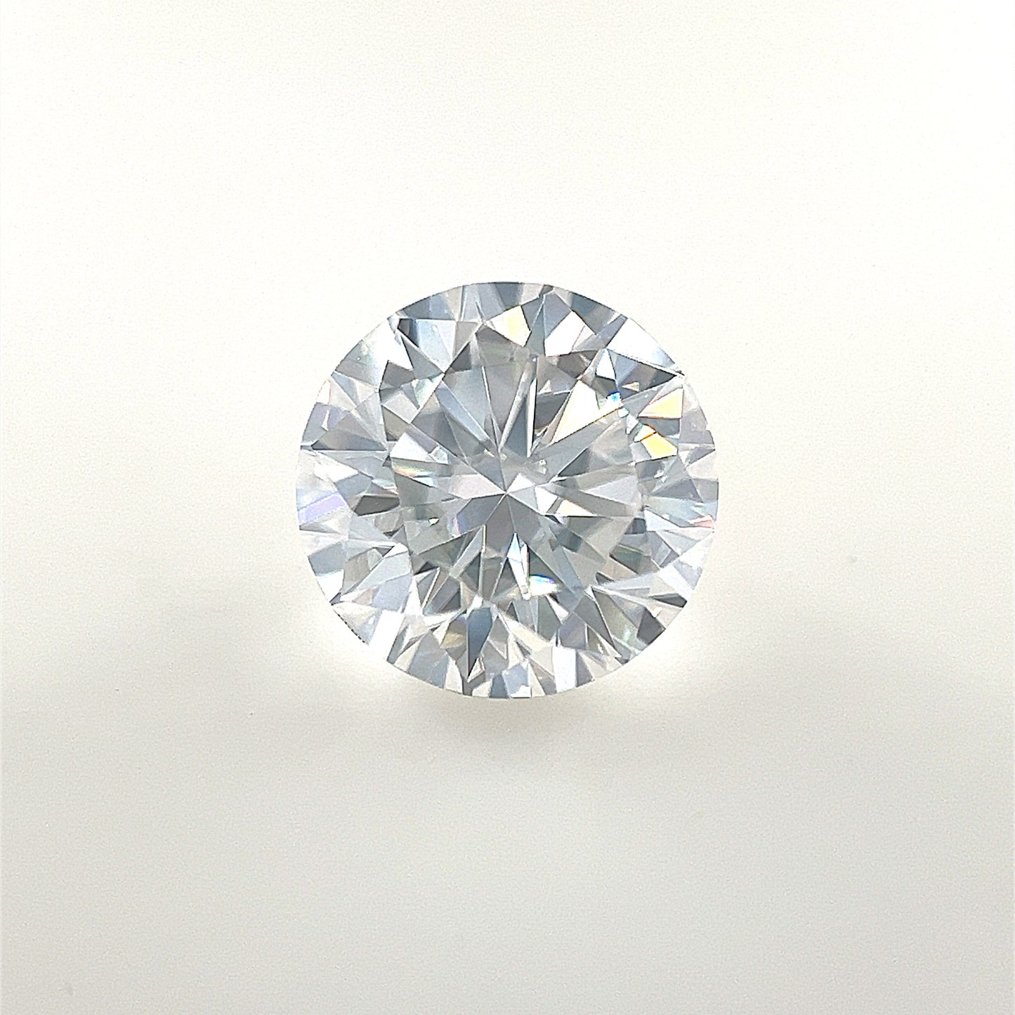 8.5mm Round White Moissanite