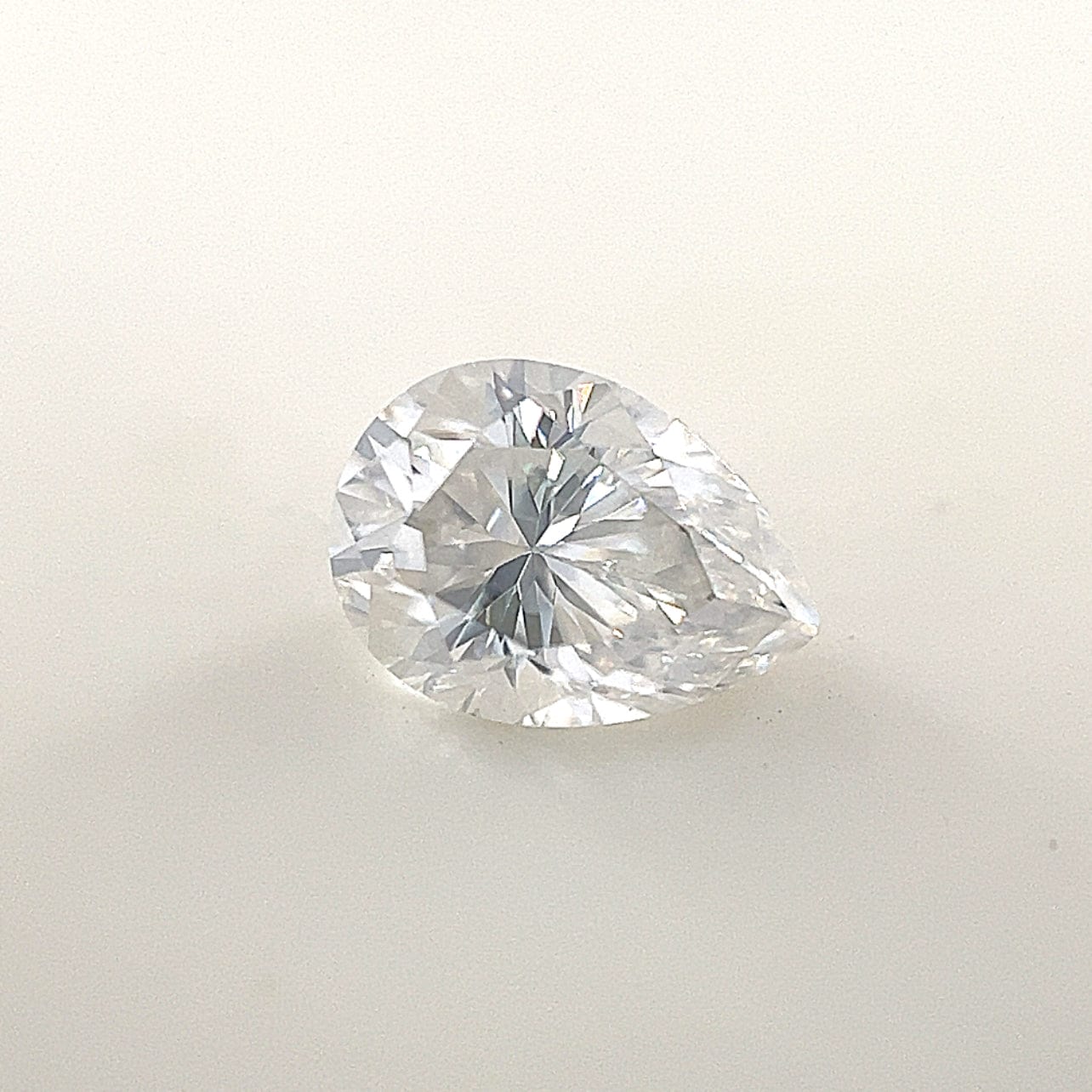 7x5 Pear White Moissanite