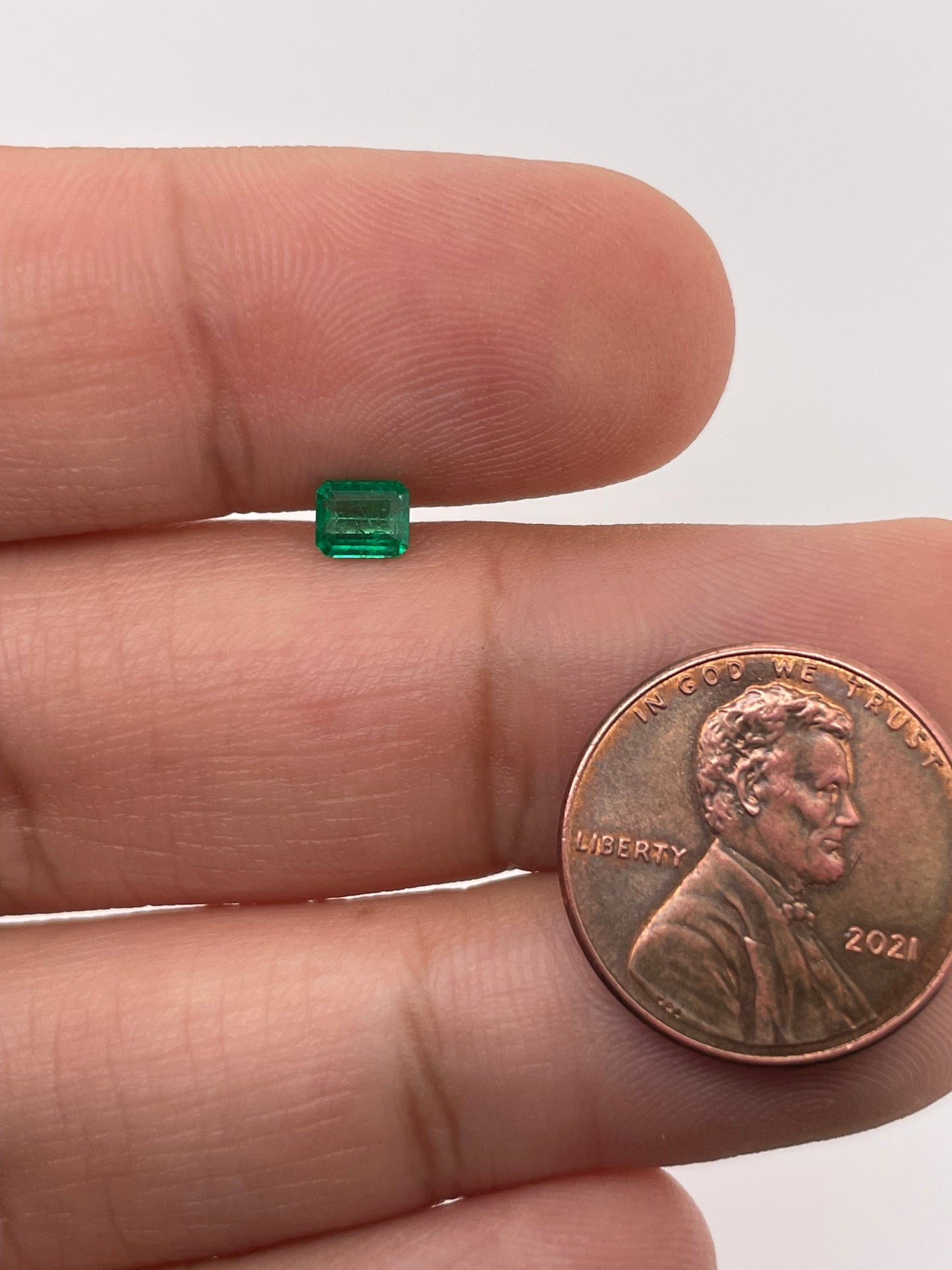 4.50-3.70 mm Fine Emerald Emerald