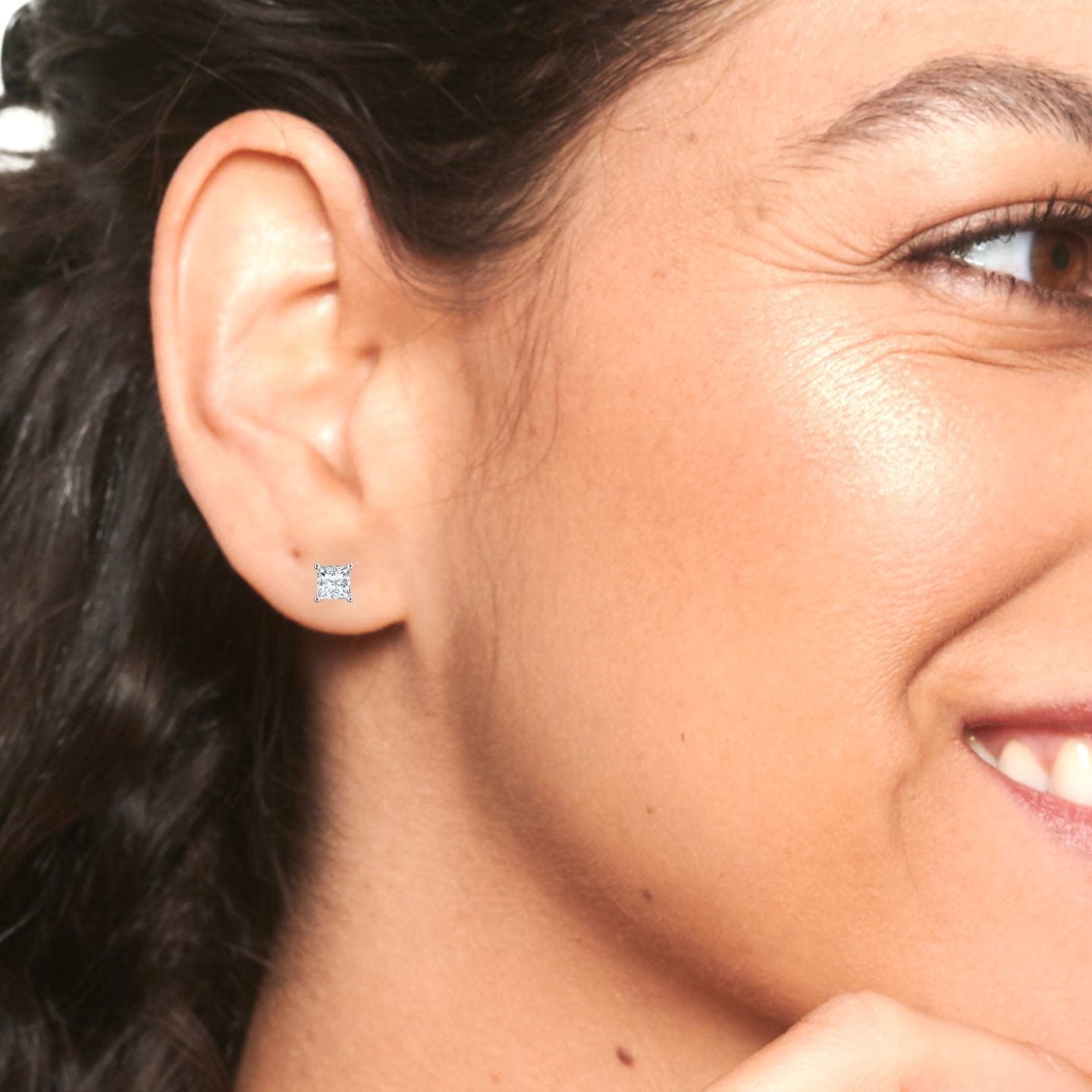 White Diamond 4.5mm Stud Earrings - Carina