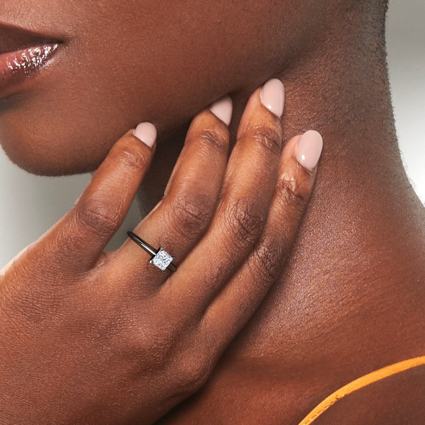 White Diamond Knife Edge Solitaire Engagement Ring - Peizhi