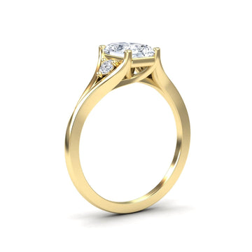 White Diamond Elegant Minimalist Three-Stone Engagement Ring - Jieyu
