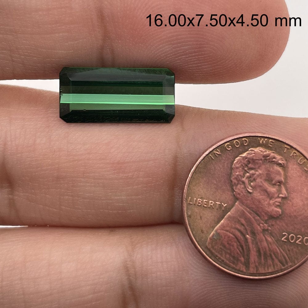 16.0x7.5 Emerald Green Tourmaline