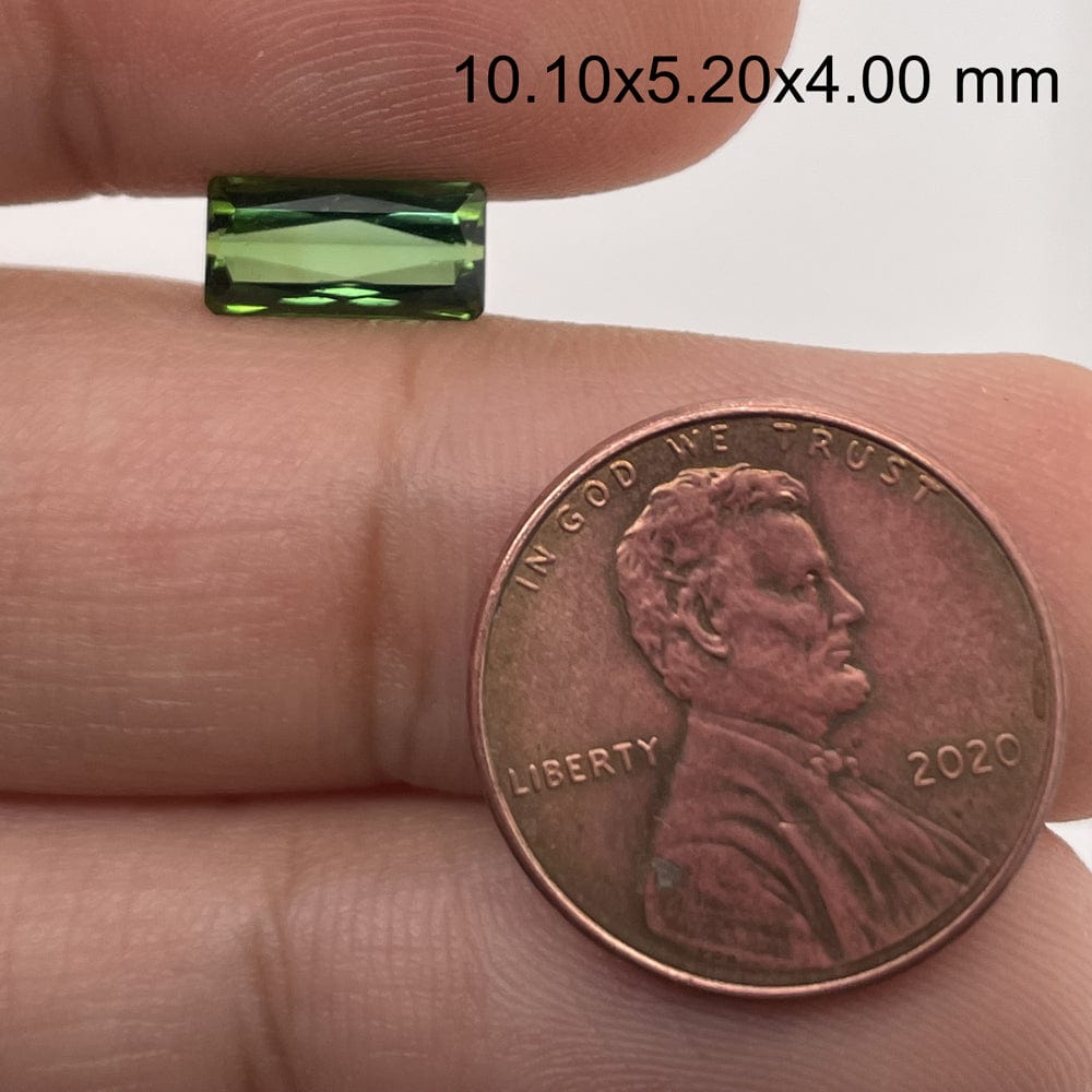 10.1x5.2 Emerald Green Tourmaline