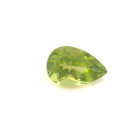 9.0x6.0 Premium Pear Peridot