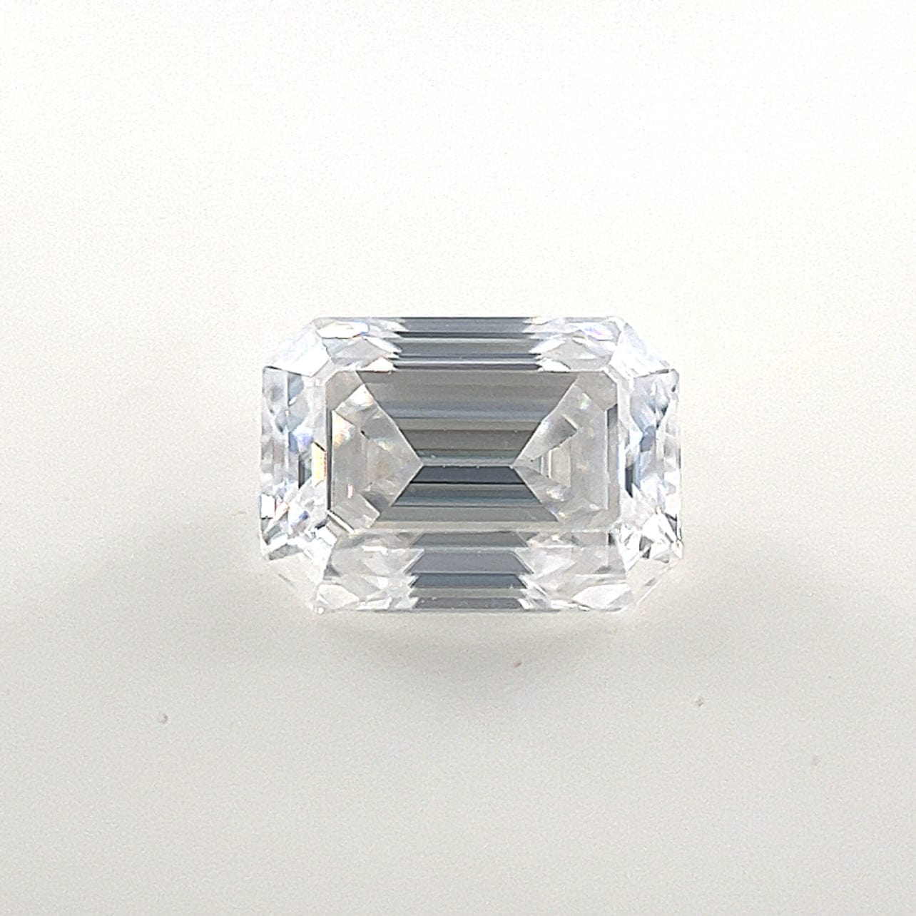 7x5 Emerald White Moissanite