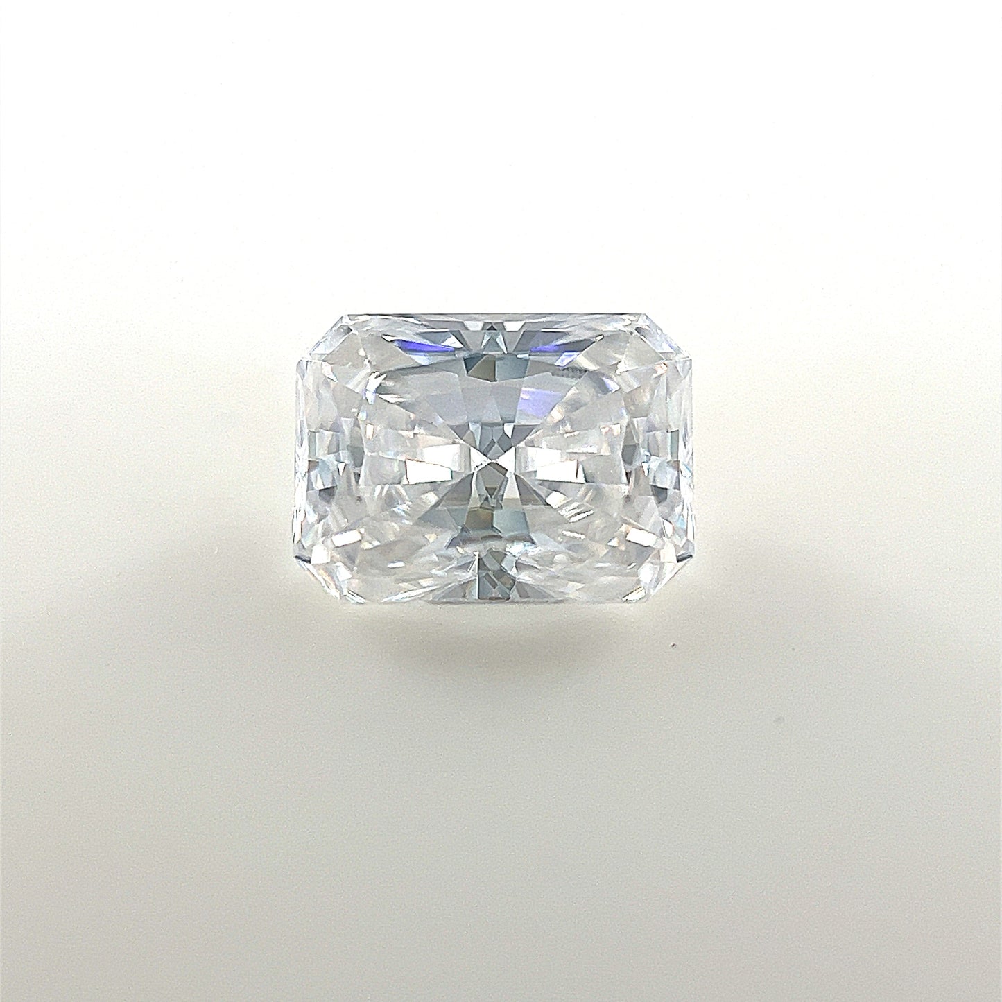 8x6 Emerald Radiant White Moissanite