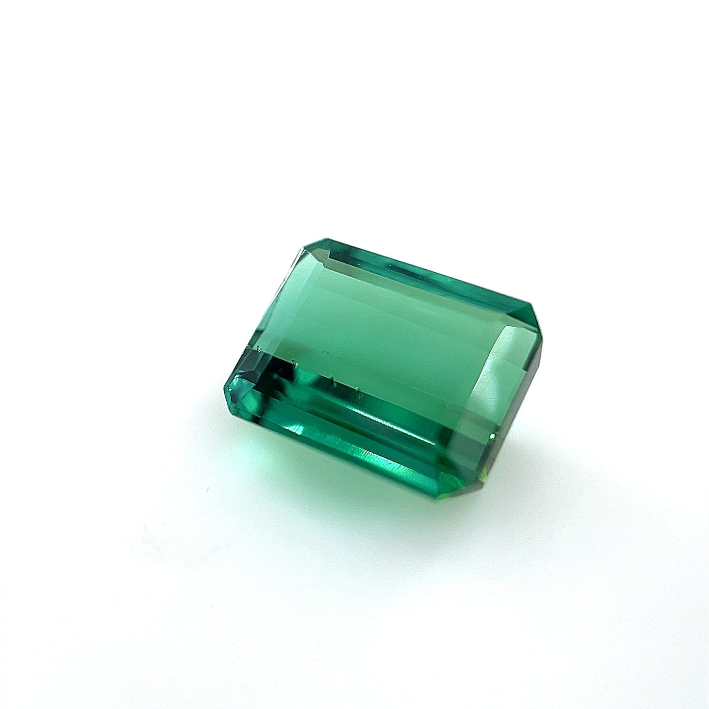 8.50-6.70 mm Premium Emerald Tourmaline