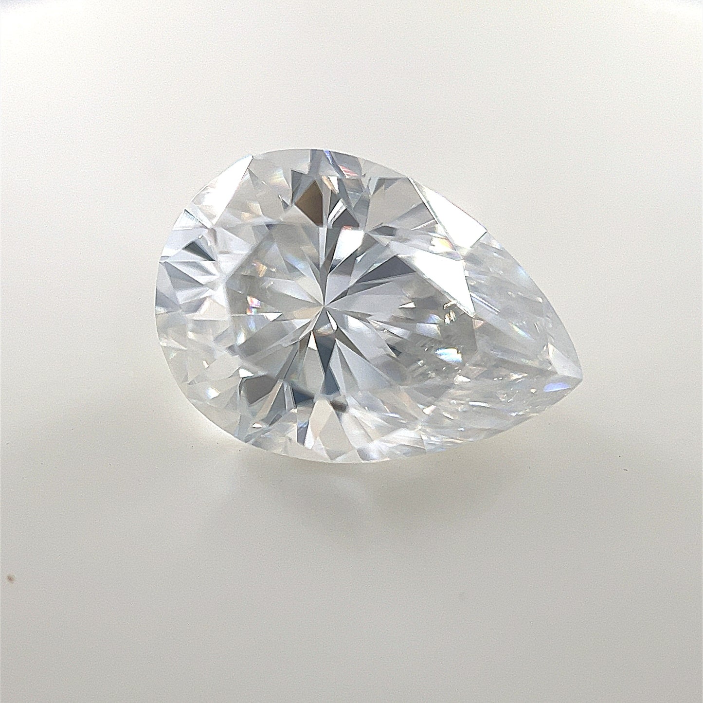 13x9 Pear White Moissanite