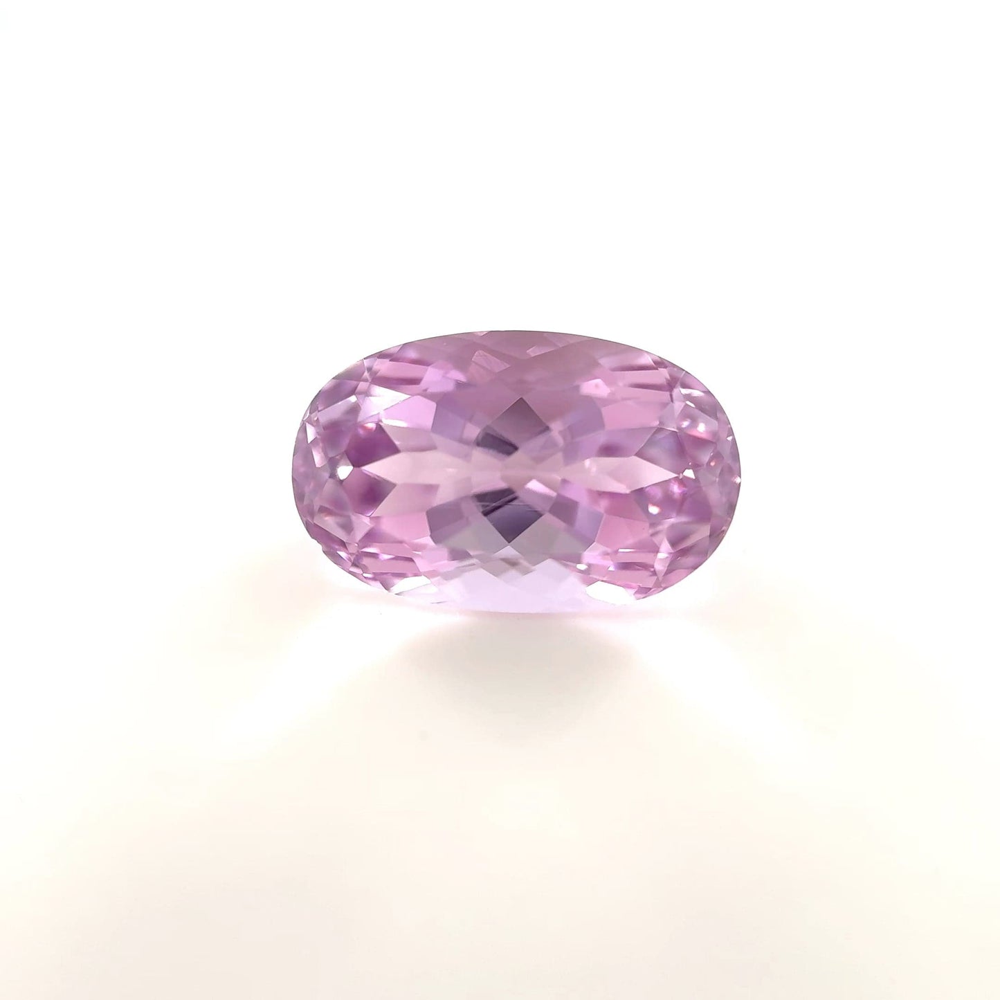 5.80 Carats Premium Oval 13.0x8.1x7.1 Kunzite