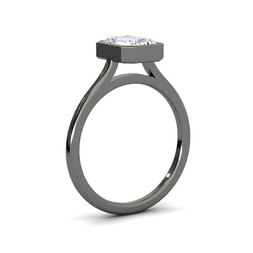 White Diamond Bezel-Set Solitaire Engagement Ring - Lixue