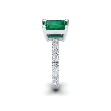 1.38-carat Lab Grown Emerald & Moissanite Toi et Moi Ring in 14K white gold, Gauri style, side straight view