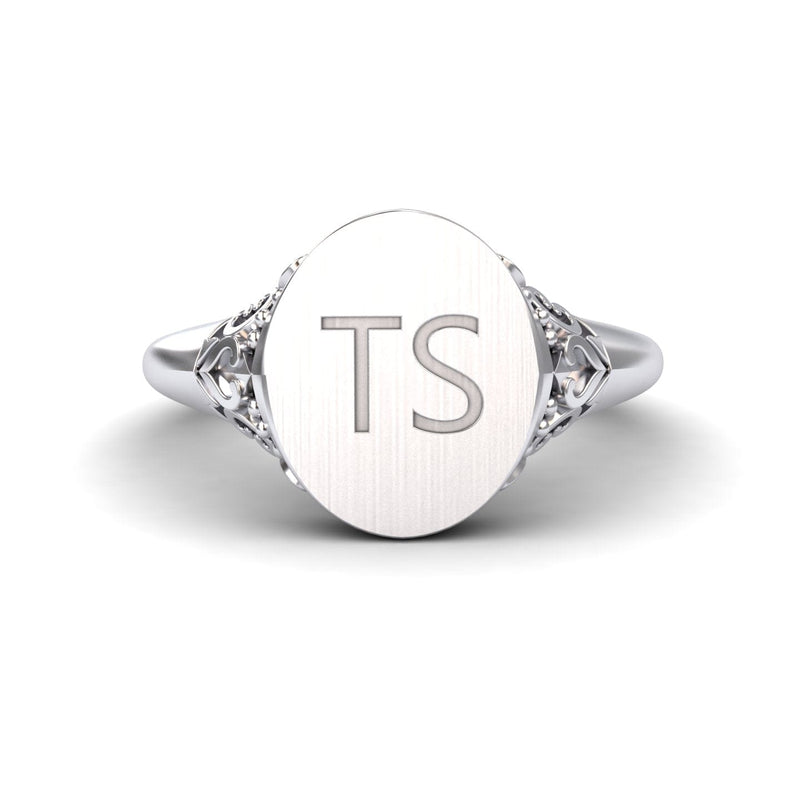 Classic Oval Signet Ring - Nazia